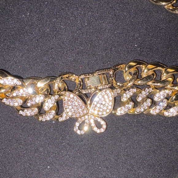 Gold Butterfly Necklace and Bracelet Set - Picture 2 of 6